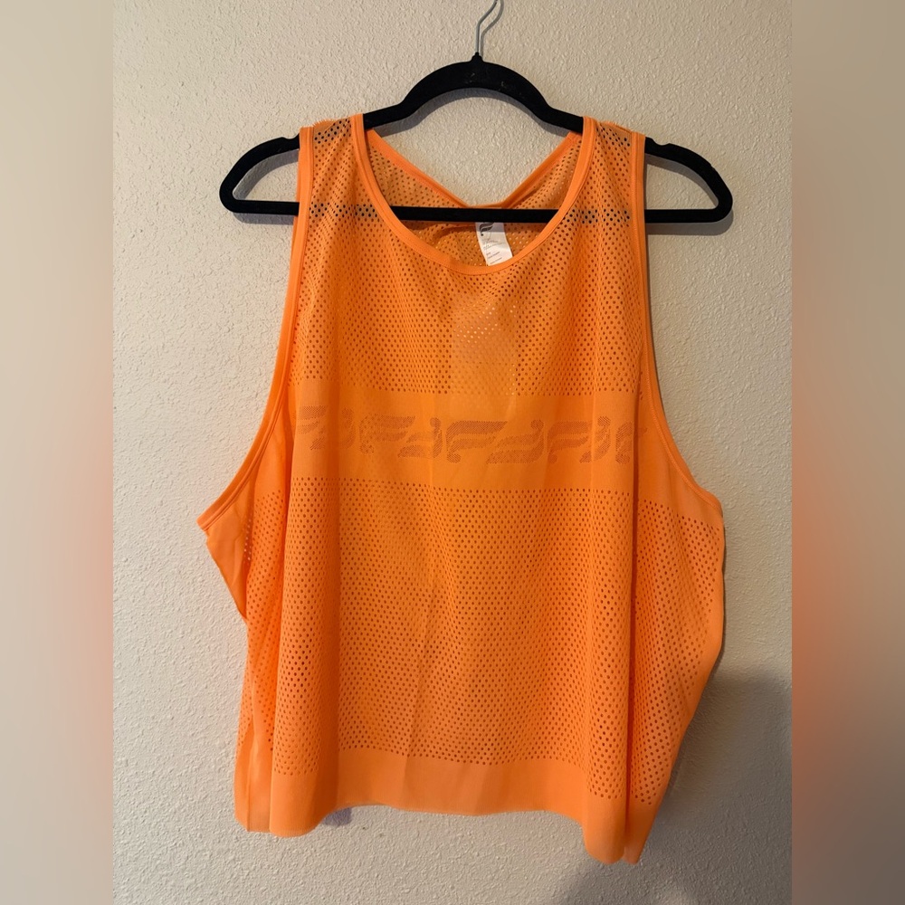 FABLETICS WILDER SCULPKNIT TANK NWT 3X - Picture 2 of 4